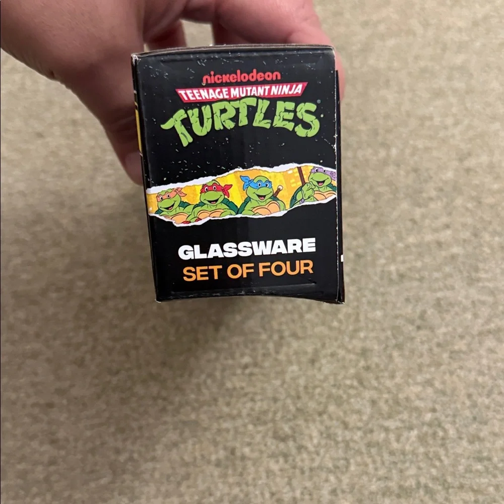 TEENAGE MUTANT NINJA TURTLES 1.5oz GLASSWARE SET OF 4 TMNT GLASSWARE SET NEW